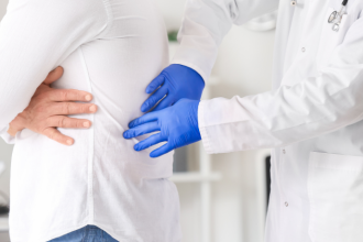 Lawrence Aseba Tipo mostra quais são os exames preventivos em urologia e a importância de realizá-los no momento certo.