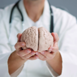 Nutrindo a memória mostra como a alimentação pode fortalecer o cérebro e melhorar o desempenho mental com as orientações de Alexandre Costa Pedrosa.