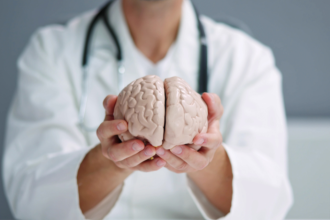 Nutrindo a memória mostra como a alimentação pode fortalecer o cérebro e melhorar o desempenho mental com as orientações de Alexandre Costa Pedrosa.