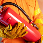 Incêndio em rede elétrica subterrânea em Maringá expõe fragilidades urbanas e levanta debate sobre infraestrutura